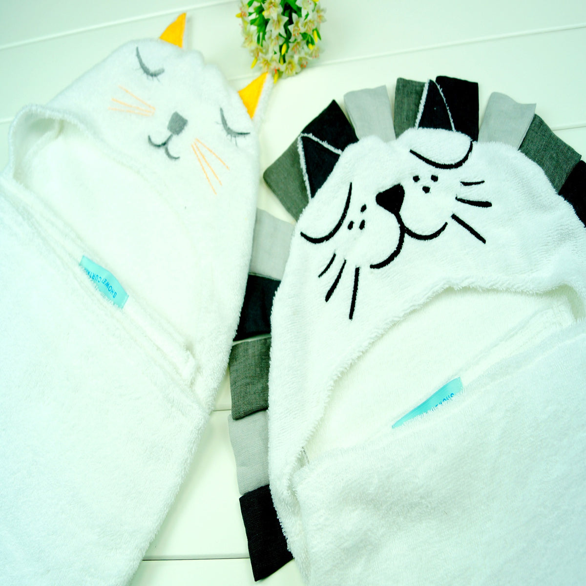 Cuddle Buddy Hooded Animal Blanket – Lion and Kitty
